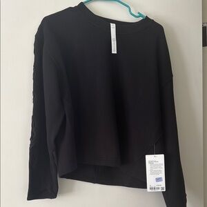 Lululemon black crew size 10